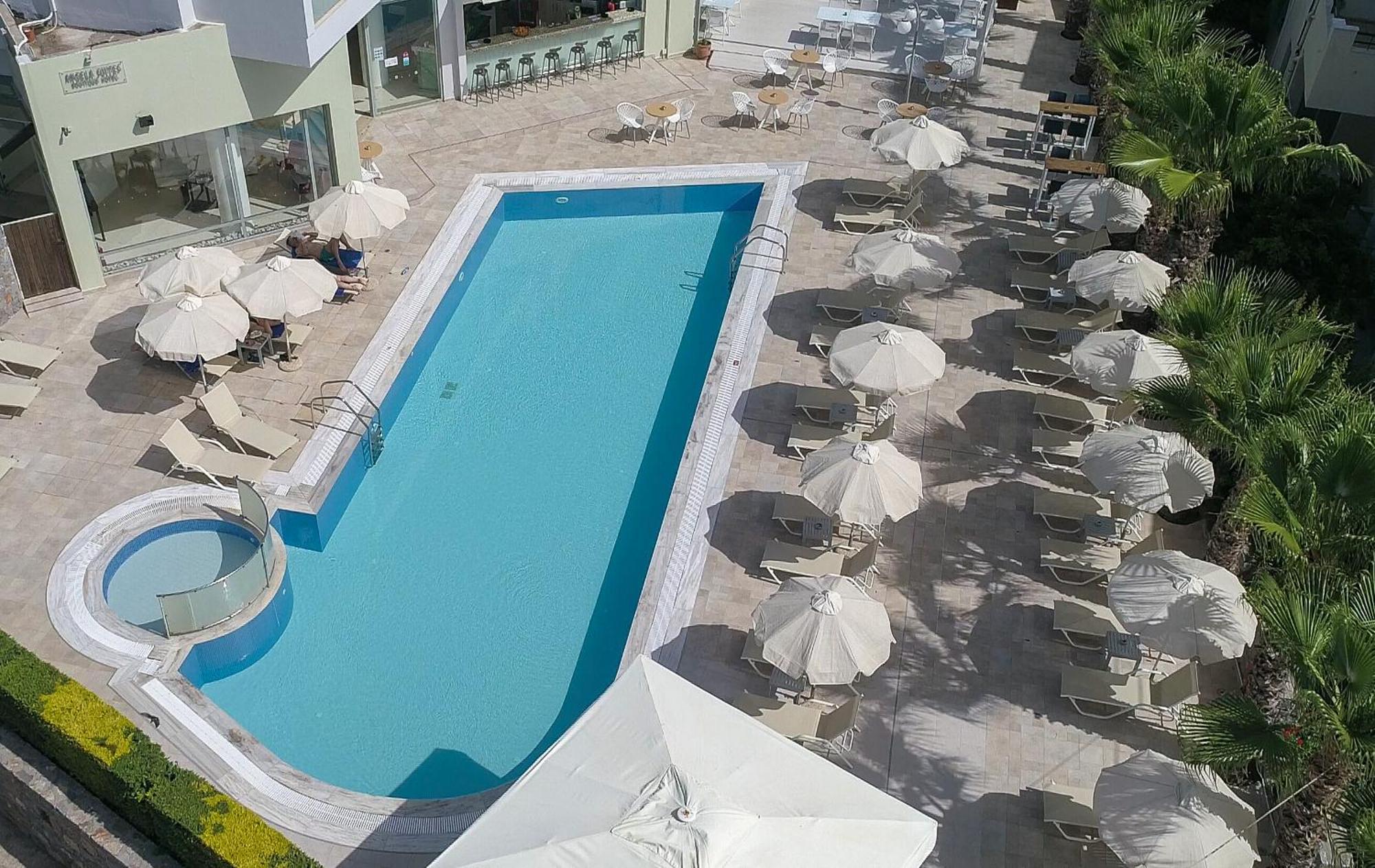 סיסי Angela Suites Boutique Hotel מראה חיצוני תמונה